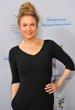 Renee Zellweger Hits The Red Carpet For The First Time In Months - Kane ...